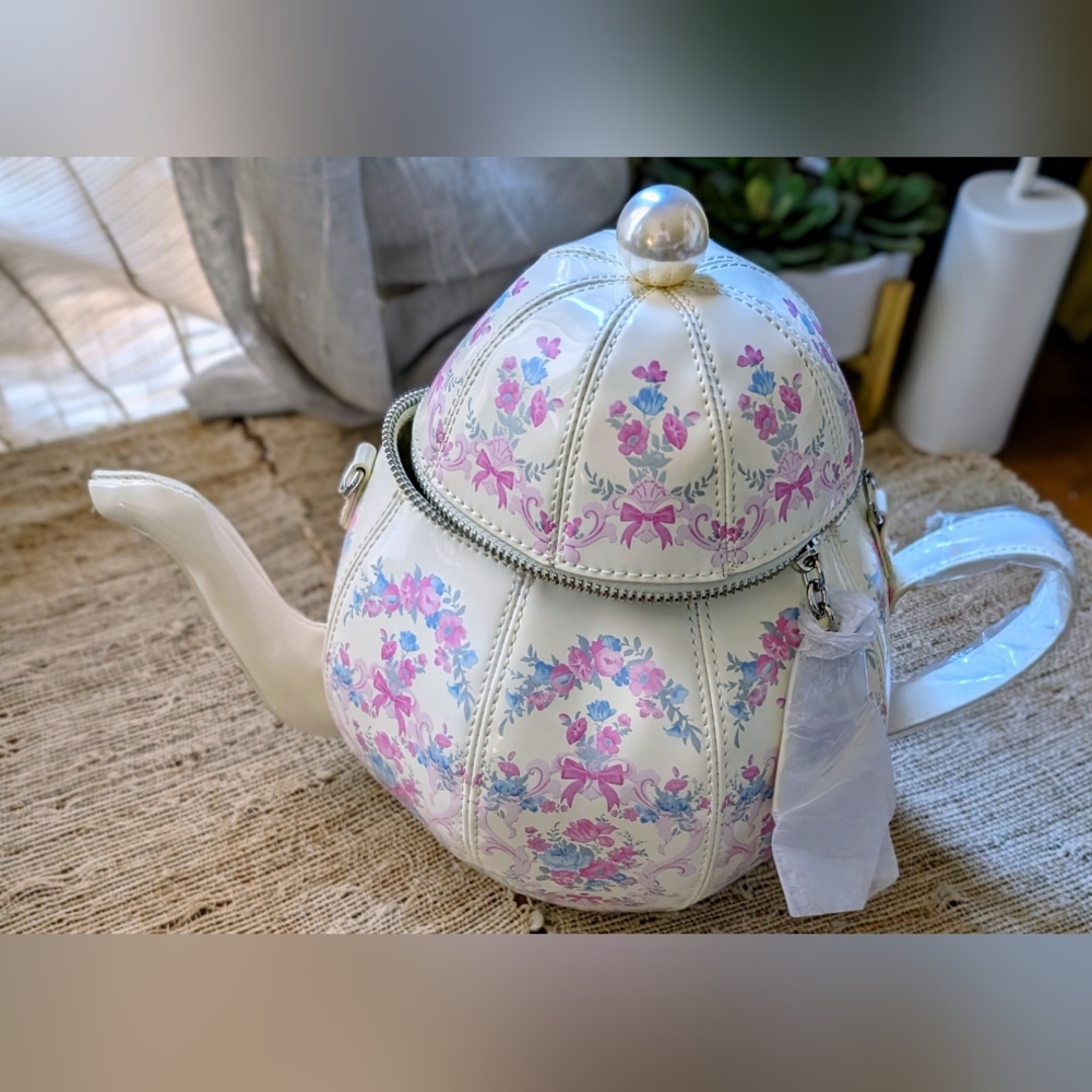 Dolls Kill Sugar Thrillz Tea Society Handbag Regency Teapot Bag Purse Kettle NEW